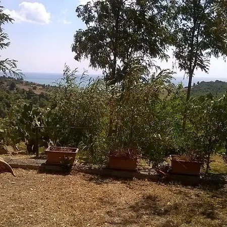 Grassetti Farm stay *