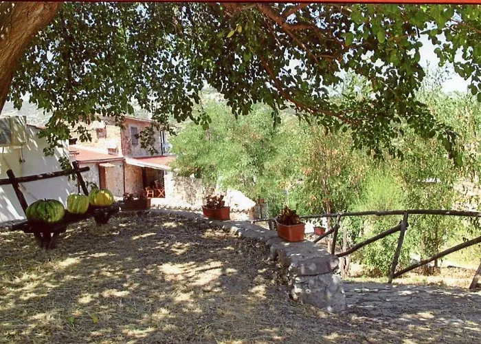 农家乐 Grassetti 蒙泰焦尔达诺